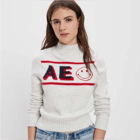NEW American Eagle Smiley Mock Neck Soft Sweater Size Small NWT - Picture 1 of 13